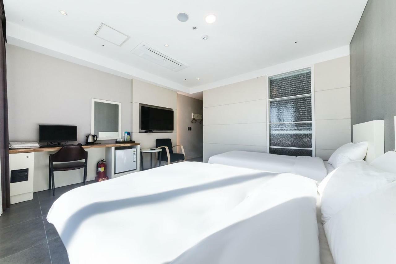 Incheon Blue Marine Hotel מראה חיצוני תמונה
