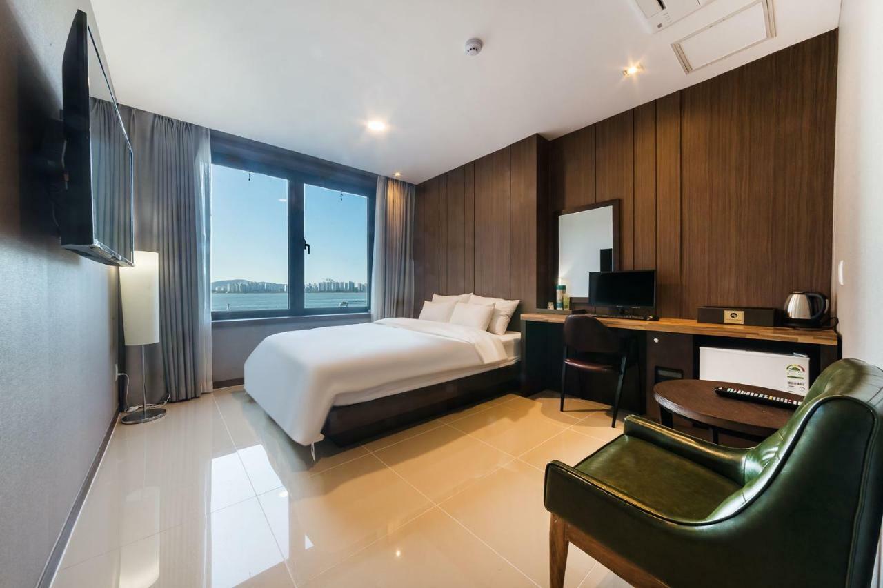 Incheon Blue Marine Hotel מראה חיצוני תמונה