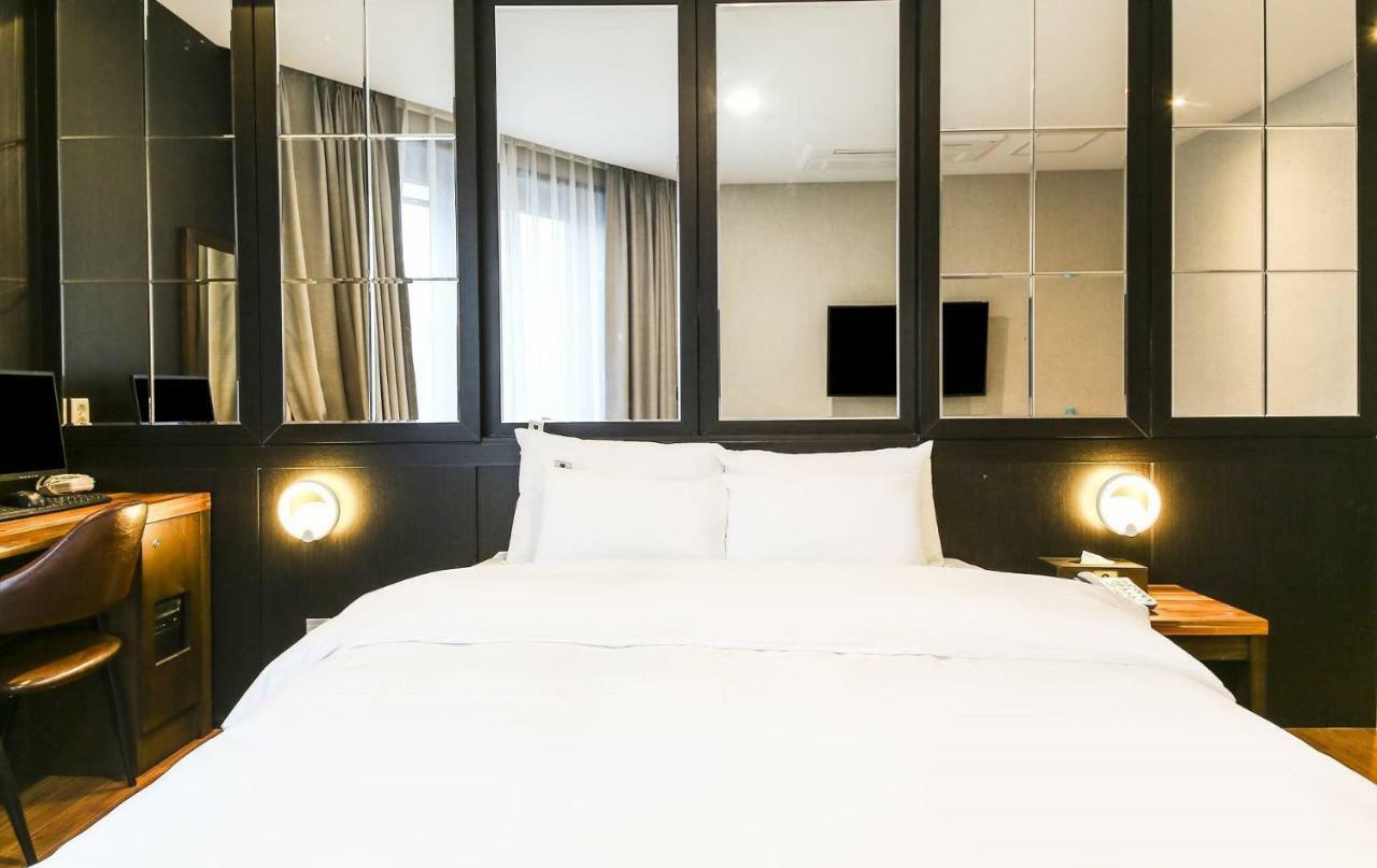 Incheon Blue Marine Hotel מראה חיצוני תמונה