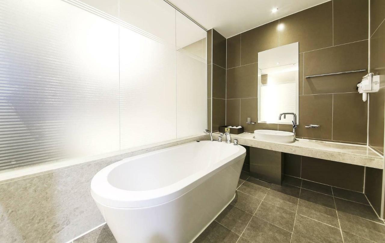 Incheon Blue Marine Hotel מראה חיצוני תמונה